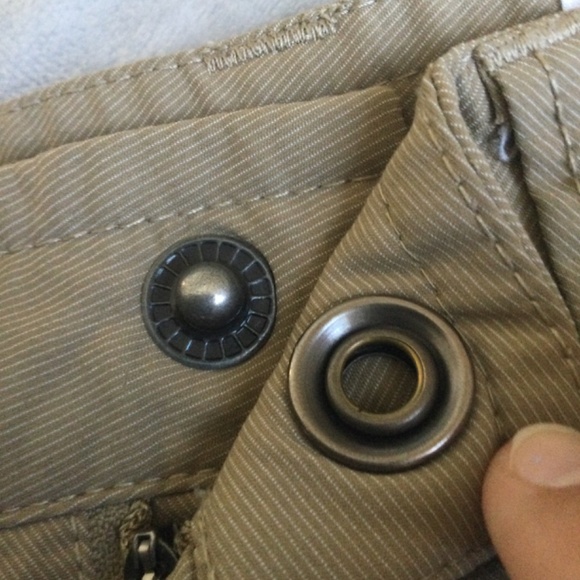 Boys SUNDEK light brown/tan shorts - Picture 5 of 8